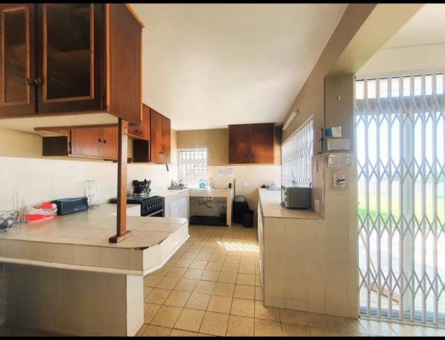 7 BEDROOM HOUSE FOR SALE IN DOC WILSON POINT